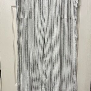 Time and Tru White and Gray Striped Linen Pants